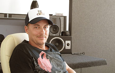 Jean Claude Ades in seinem Studio